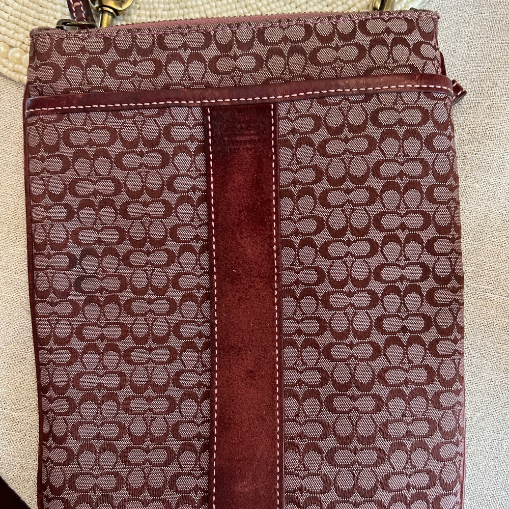 Raspberry small coach Messenger Bag